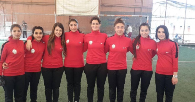 Hatay'ın ilk kulüp düzeyinde bayan hentbol takımı Erzin'de kuruldu