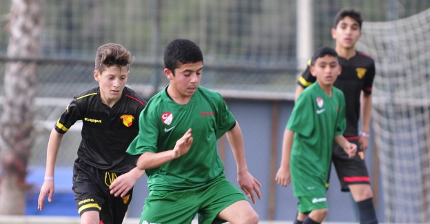 TFF-Ülker Elit Erkek Futbol Köyü'nde 4'lü turnuva başlıyor