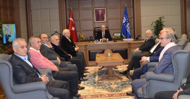 Bursaspor'un eski başkanları kongre istedi