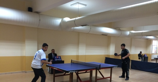 Liselerarası Masa Tenisi Turnuvası düzenlendi