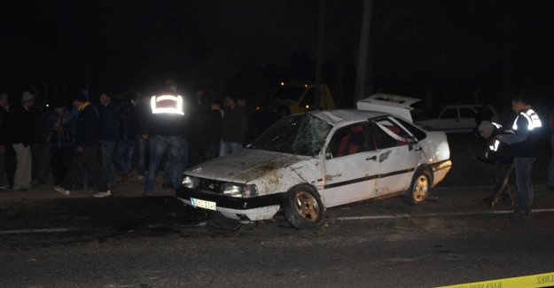Manisa'da otomobil takla attı: 1 ölü, 4 yaralı
