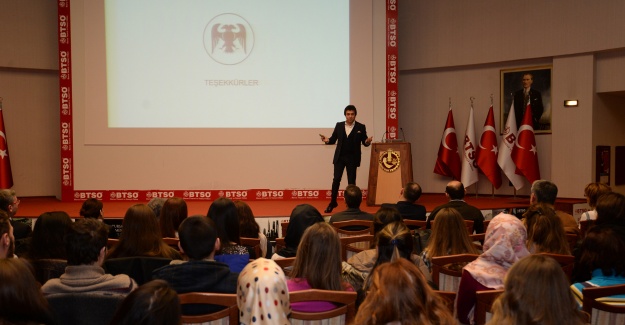 Yılın girişimcisi ödülünün sahibi Orakçıoğlu, tecrübelerini paylaştı